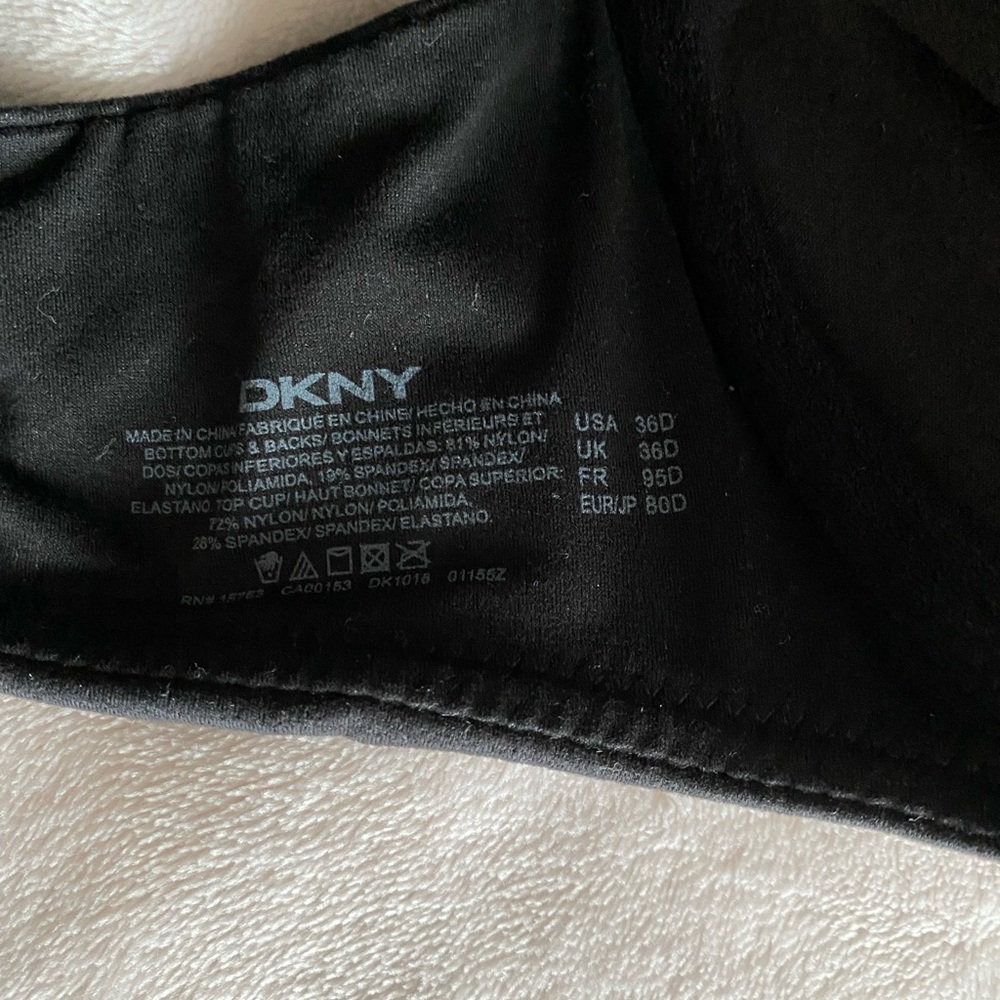 Bra & panties - Picture 6 of 6